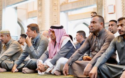 محافظ صلاح الدين يُؤدّي صلاة عيد الفطر في الجامع الكبير بتكريت