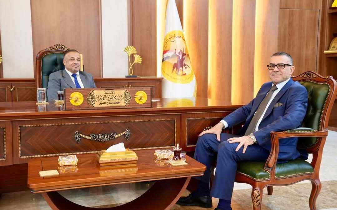 محافظ صلاح الدين يبحث مع مدير عام الصحة تعزيز الخدمات ومتابعة شكاوى المواطنين