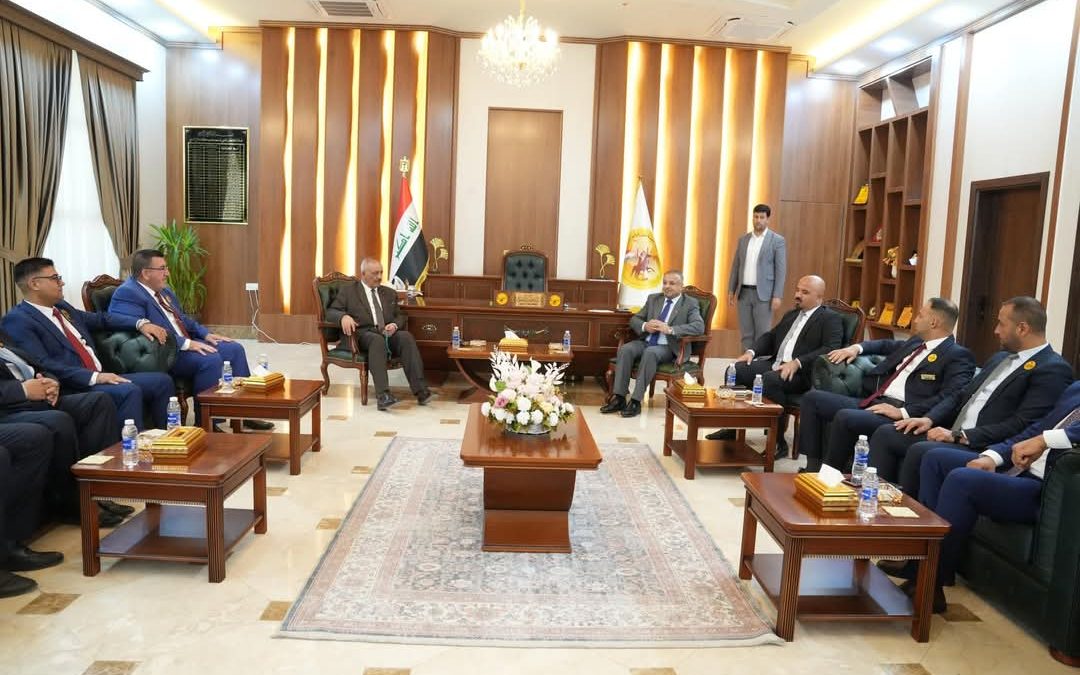 محافظ صلاح الدين يؤكد دعم تجربة المدارس الدولية ويشيد بجهود إداراتها التربوية