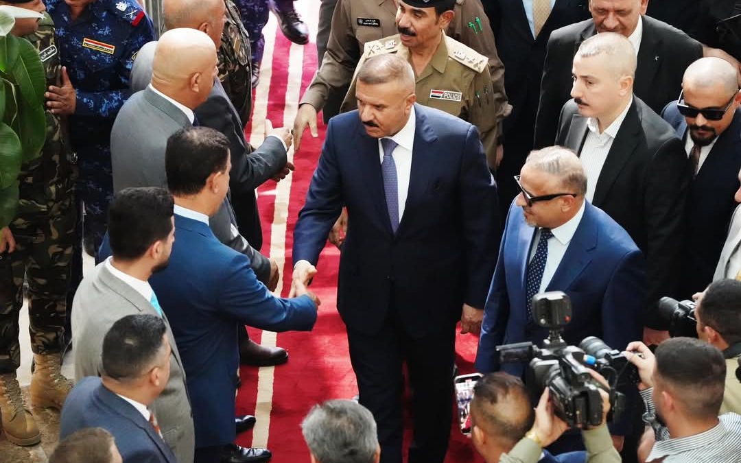 محافظ صلاح الدين يستقبل وزير الداخلية ويؤكد أهمية دعم الجهد الأمني والاستخباري