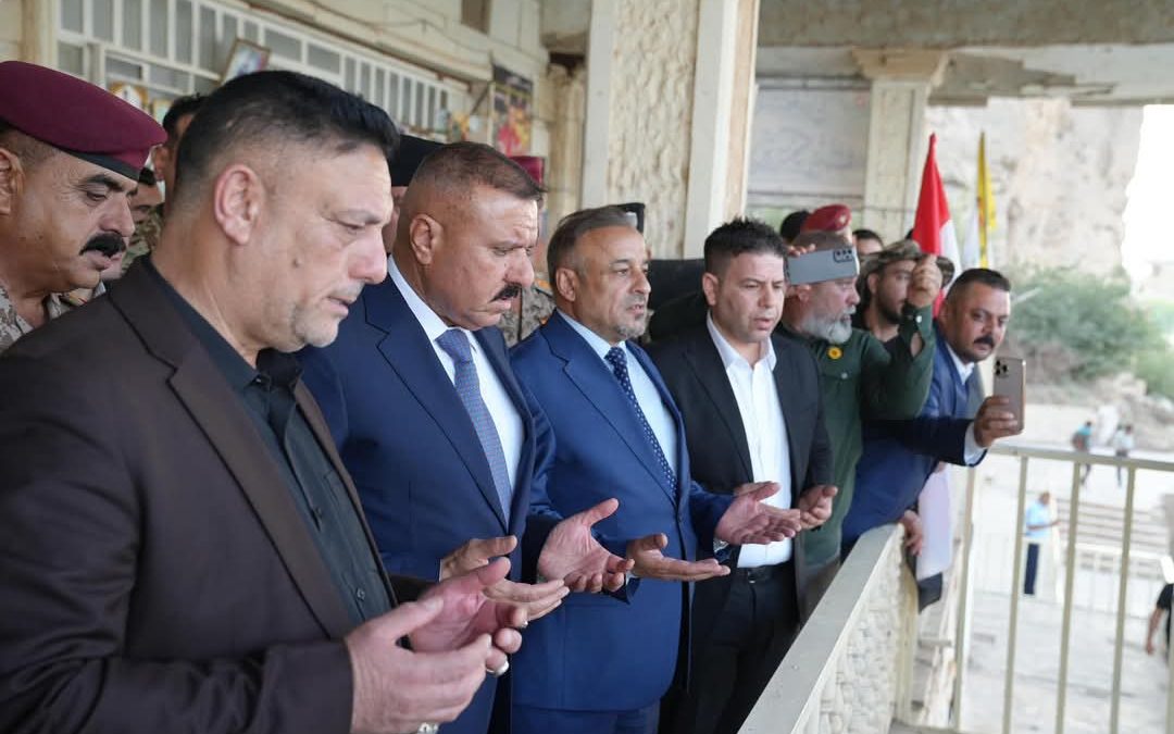 بالتزامن مع قرب الذكرى السنوية لمجزرة سبايكر… محافظ صلاح الدين يرافق وزير الداخلية في زيارة إلى موقع الفاجعة