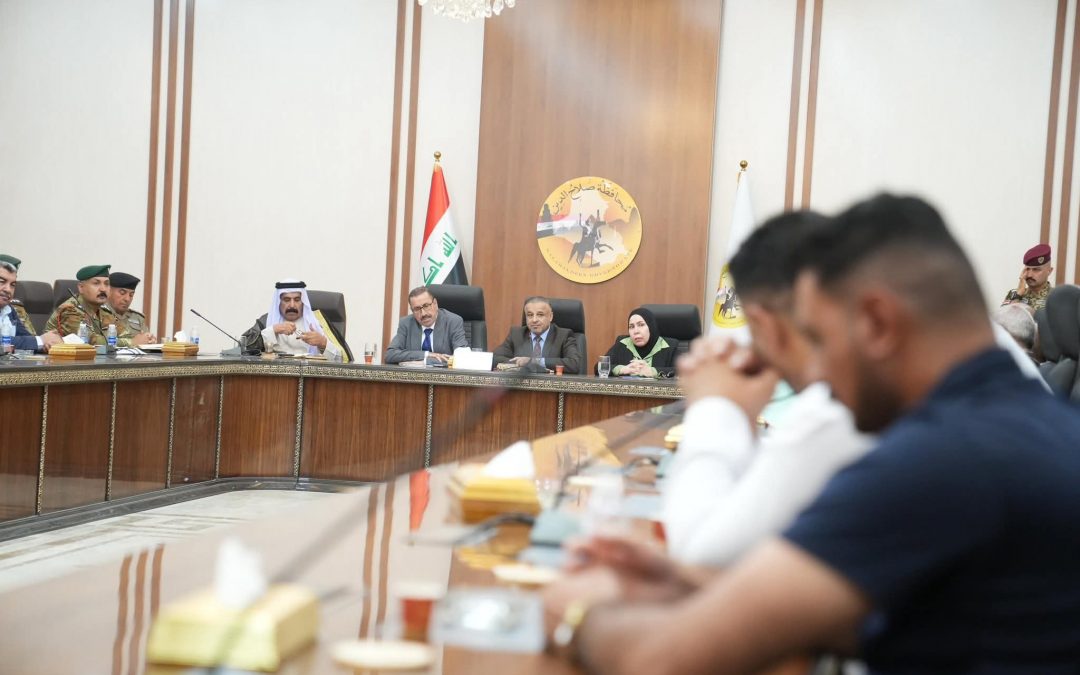 محافظ صلاح الدين يترأس اجتماعاً موسّعاً لحسم ملف أراضي الحليوات ويؤكّد أهمية الحلول التوافقية لحماية السلم المجتمعي