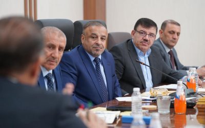 محافظ صلاح الدين يترأس ورشة عمل خاصة بملف التعويضات ويوجّه بتسريع الإجراءات ومعالجة المعوقات